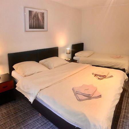 Hotel Auberge Rustique โบฟอร์ท ภายนอก รูปภาพ